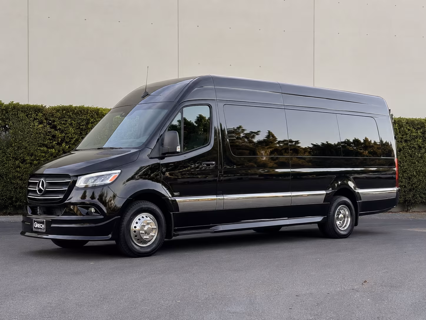 Lansing Airport Shuttle & Transportation route planning