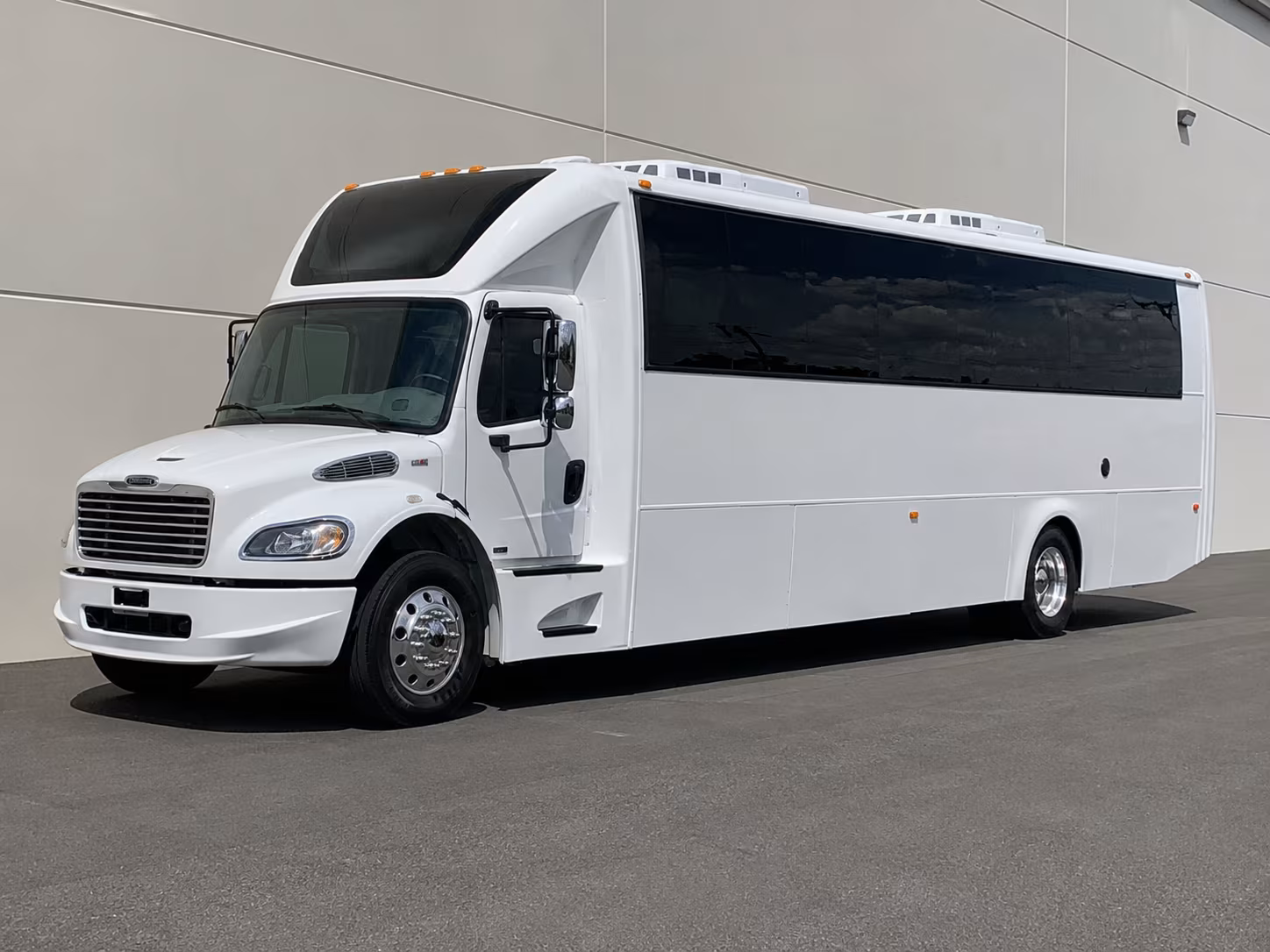 Lansing Winery Tour & Pub Crawl Transportation
